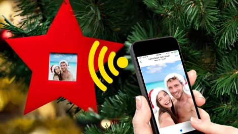 Inventor aims to bring Christmas ornaments into 21st century